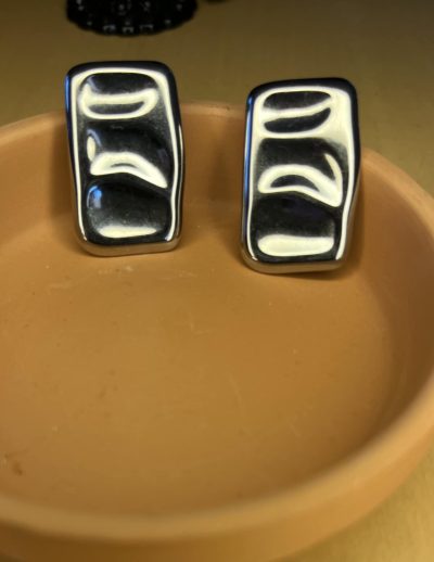 ✨ UShine.gr: Ατσάλινα σκουλαρίκια ανάγλυφο ορθογώνιο No 336