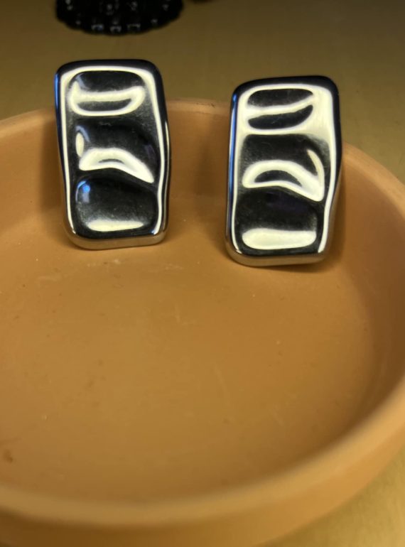 ✨ UShine.gr: Ατσάλινα σκουλαρίκια ανάγλυφο ορθογώνιο No 336