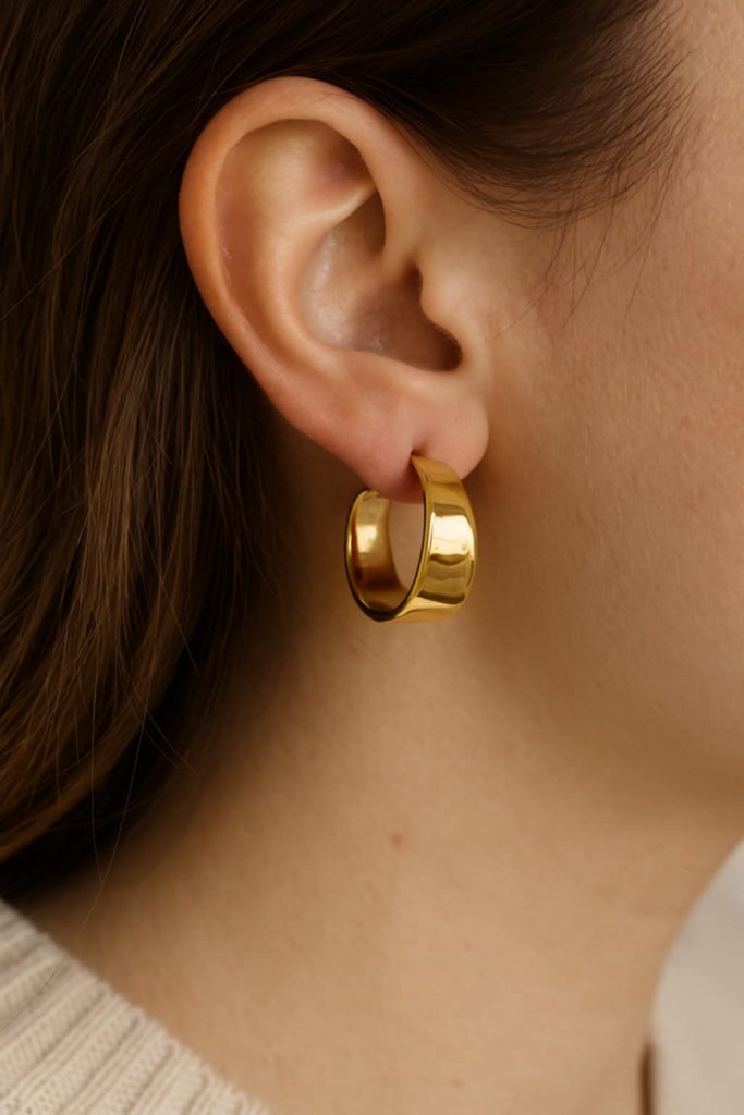 ✨ UShine.gr: Ατσάλινα σκουλαρίκια καμπύλη σε χρυσό No 325