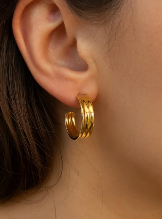 ✨ UShine.gr: Ατσάλινα Σκουλαρίκια Χρυσαφί με Τριπλή Καμπύλη No 290