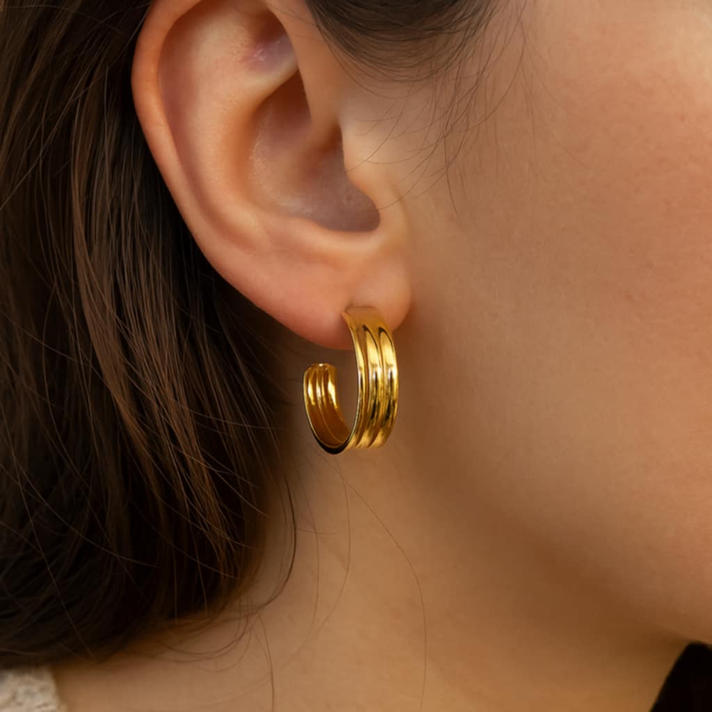 ✨ UShine.gr: Ατσάλινα Σκουλαρίκια Χρυσαφί με Τριπλή Καμπύλη No 290