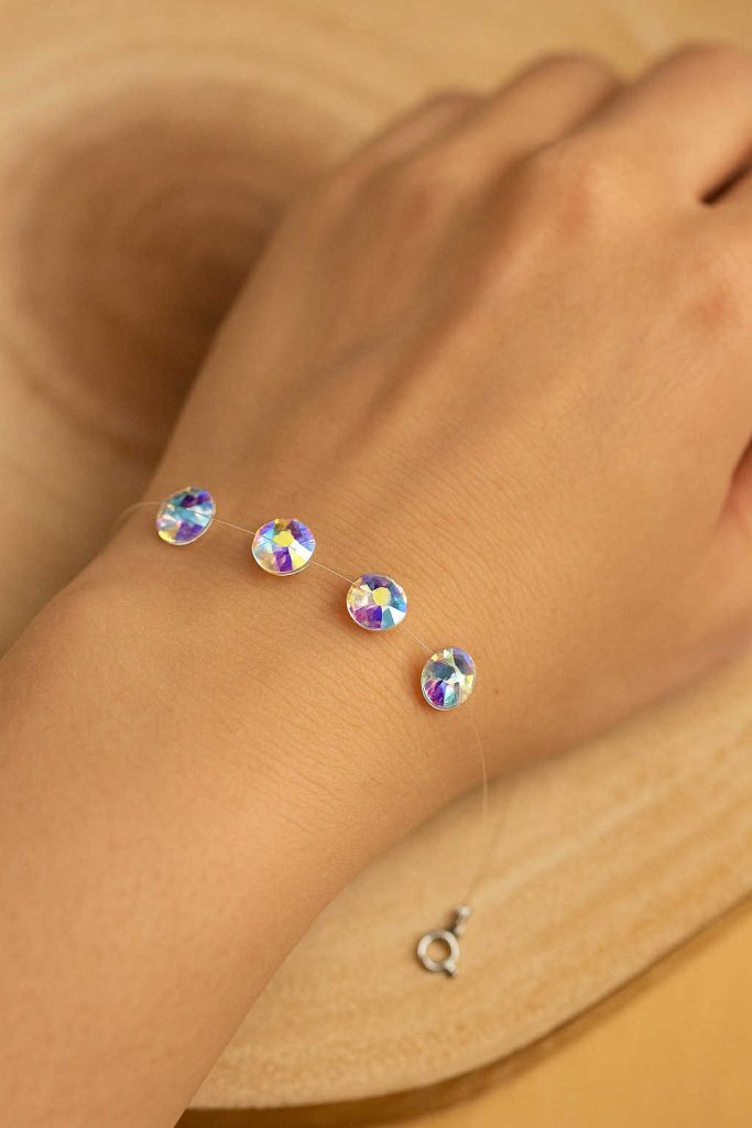 ✨ UShine.gr: Βραχιόλι Αόρατο με Ιριδίζοντα Κρύσταλλα No 191