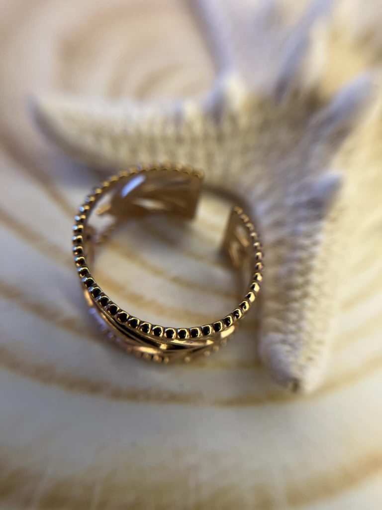 ✨ UShine.gr: Δαχτυλίδι Φύλλων σε Χρυσαφί Τόνο No 198