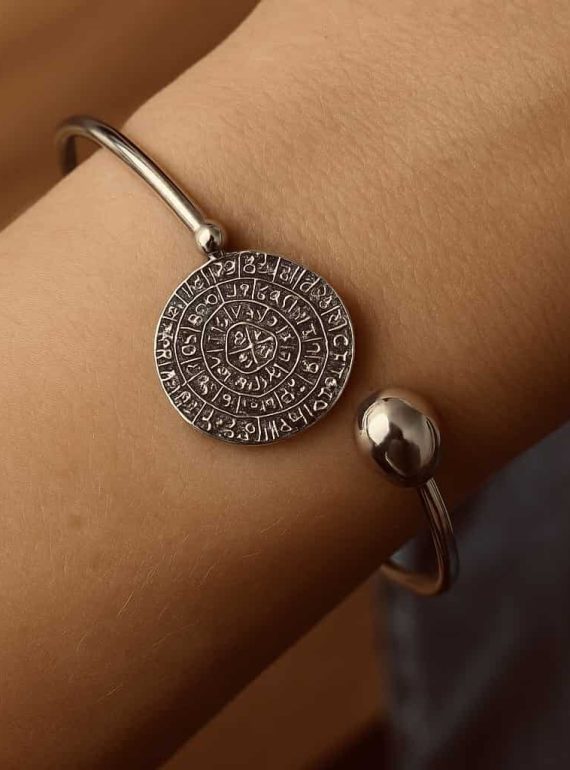 ✨ UShine.gr: Ατσάλινο ανοιχτό βραχιόλι με Δίσκο της Φαιστού σε ασημί No 138
