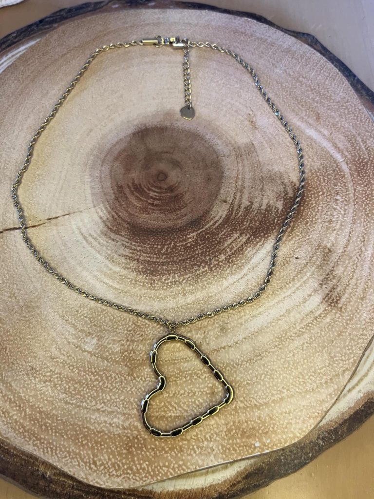 ✨ UShine.gr: Κολιέ ατσάλι καρδιά ανοιχτή σε χρυσό No 245