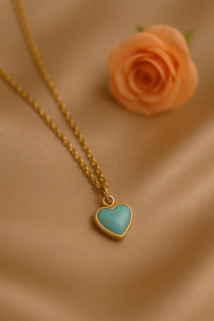 ✨ UShine.gr: Ατσάλινο κολιέ χρυσό με καρδιά τιρκουάζ No 248