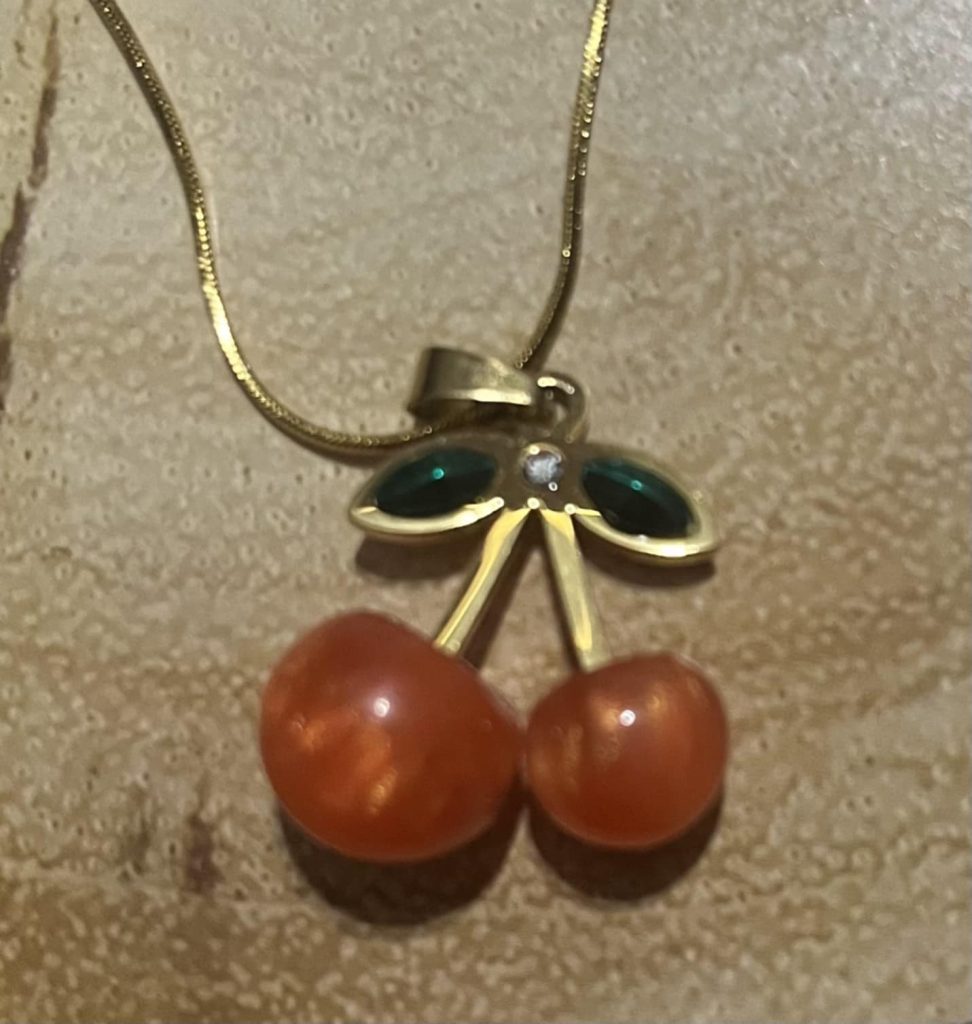 ✨ UShine.gr: Ατσάλινο κολιέ κεράσια σε χρυσό No 253