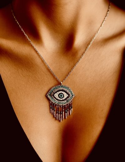 ✨ UShine.gr: Χειροποίητο κολιέ καρδιά-μάτι σε ασημί No 254