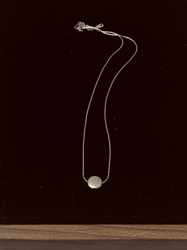 ✨ UShine.gr: Ατσάλινο κολιέ με μίνιμαλ στρογγυλό μοτίφ (ασημί) No 255