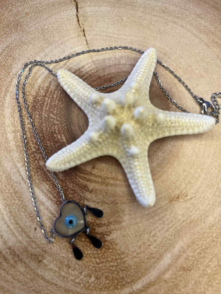 ✨ UShine.gr: Ατσάλινο κολιέ καρδιά-ματάκι με κρεμαστές σταγόνες (ασημί) No 256