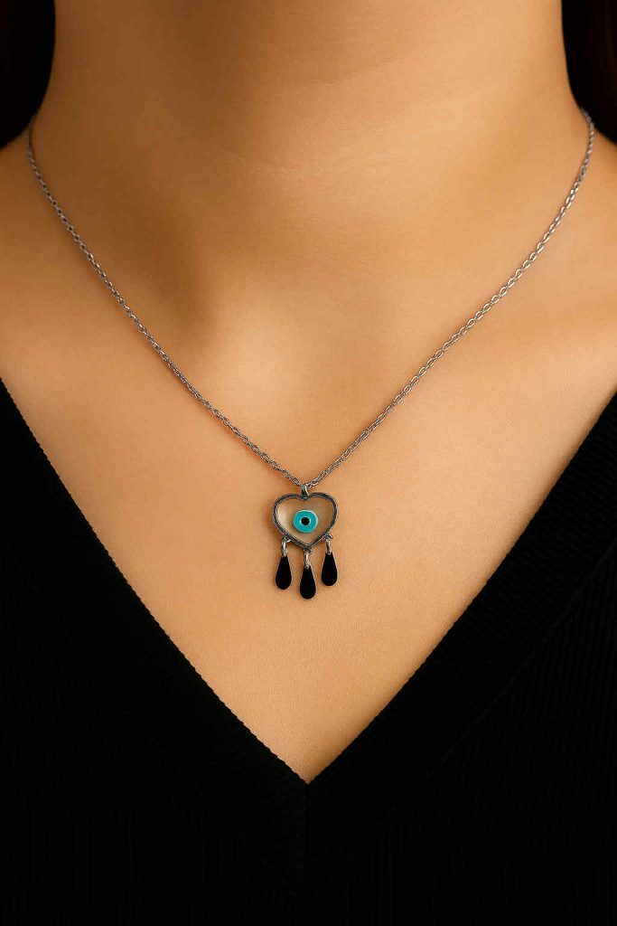 ✨ UShine.gr: Ατσάλινο κολιέ καρδιά-ματάκι με κρεμαστές σταγόνες (ασημί) No 256