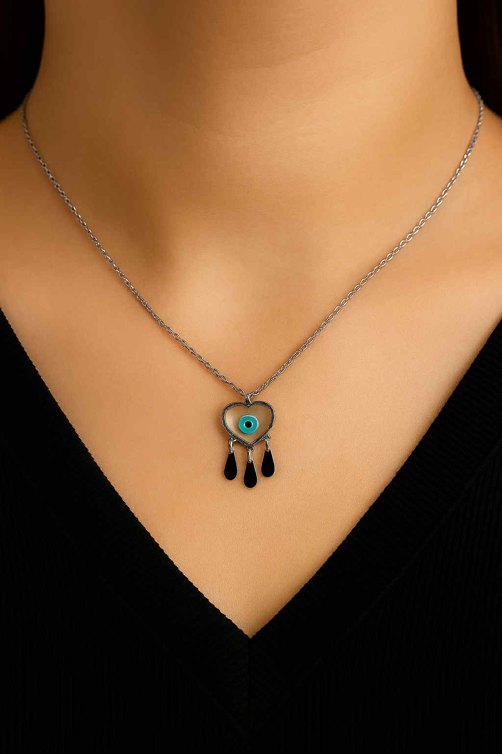 ✨ UShine.gr: Ατσάλινο κολιέ καρδιά-ματάκι με κρεμαστές σταγόνες (ασημί) No 256