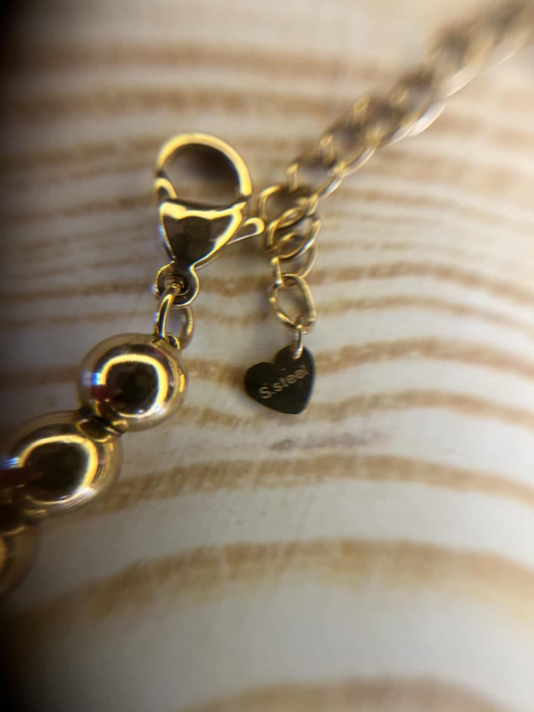 ✨ UShine.gr: Ατσάλινο κολιέ με χρυσές μπίλιες No 171