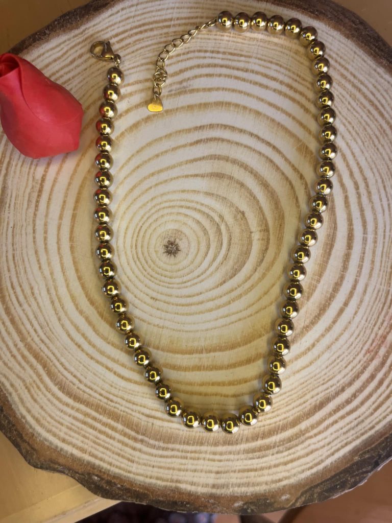 ✨ UShine.gr: Ατσάλινο κολιέ με χρυσές μπίλιες No 171