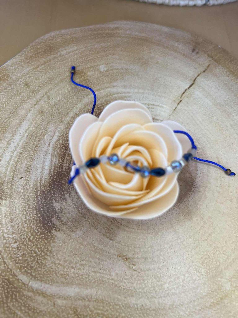 ✨ UShine.gr: Βραχιόλι με μπλε κορδόνι & κρυστάλλινες χάντρες No 1214