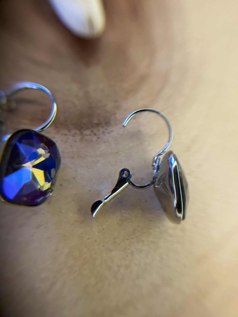 ✨ UShine.gr: Ατσάλινα σκουλαρίκια με μπλε κρύσταλλο No 1205