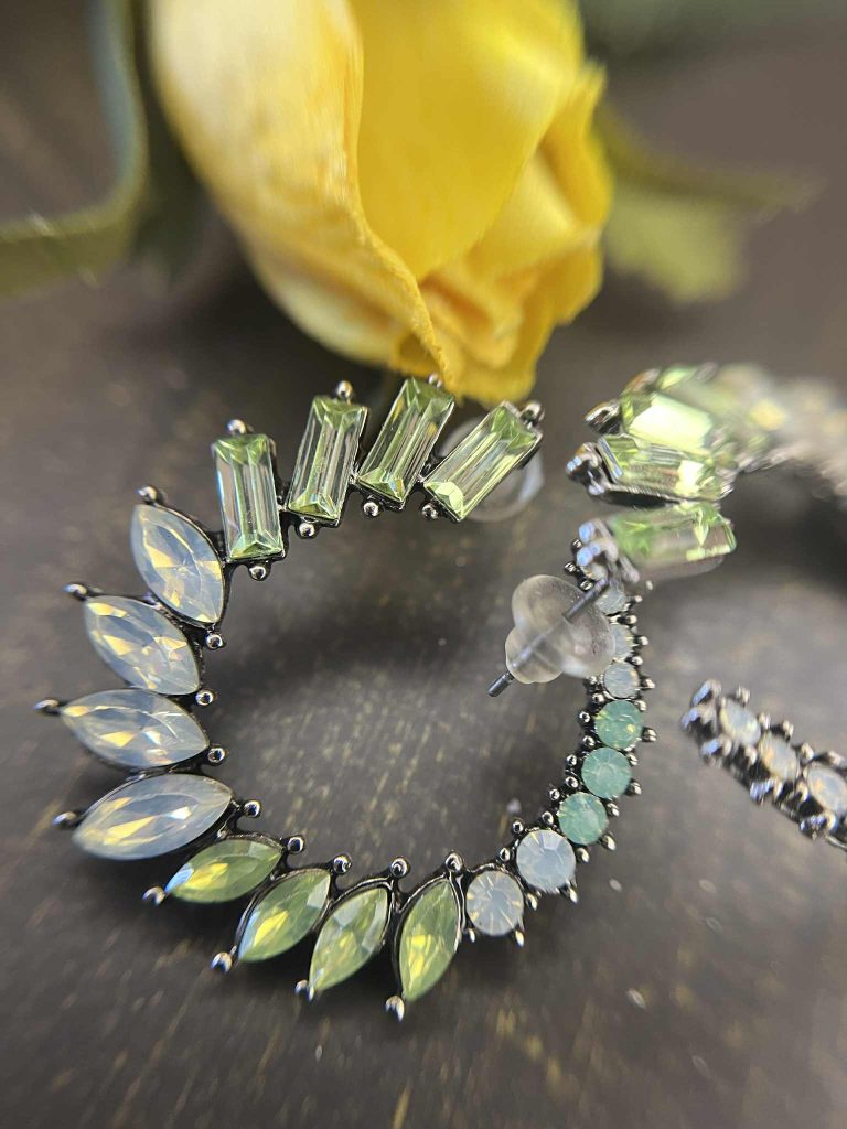 ✨ UShine.gr: Χειροποίητοι κρίκοι με πετράκια σε αποχρώσεις πράσινου & οπαλίνας No 1208