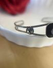 ✨ UShine.gr: Ατσάλινο βραχιόλι cuff με εντυπωσιακή μαύρη πέτρα No 1217