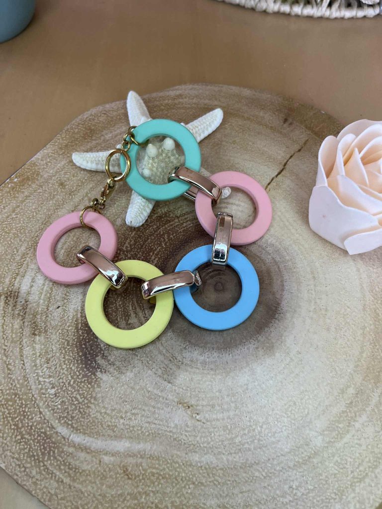 ✨ UShine.gr: Πολύχρωμο βραχιόλι με παστέλ κρίκους No 1220