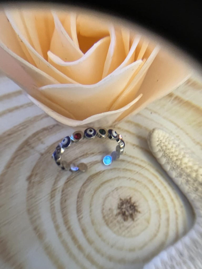 ✨ UShine.gr: Ατσάλινο δαχτυλίδι με ματάκια & πολύχρωμες πέτρες No 1223