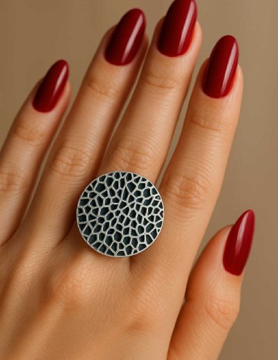 ✨ UShine.gr: Ατσάλινο δαχτυλίδι με ανάγλυφο σχέδιο No 1227