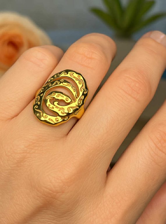 ✨ UShine.gr: Ατσάλινο δαχτυλίδι με ανάγλυφο κυματιστό σχέδιο No 1229