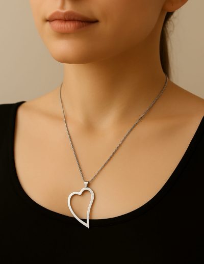 ✨ UShine.gr: Ατσάλινο μακρύ κολιέ με μεγάλη ασύμμετρη καρδιά No 1233
