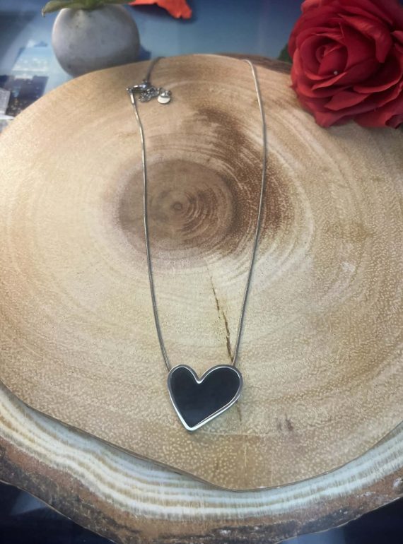 ✨ UShine.gr: Ατσάλινο κολιέ καρδιά σε μαύρη απόχρωση No 1239