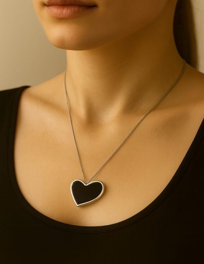 ✨ UShine.gr: Ατσάλινο κολιέ καρδιά σε μαύρη απόχρωση No 1239