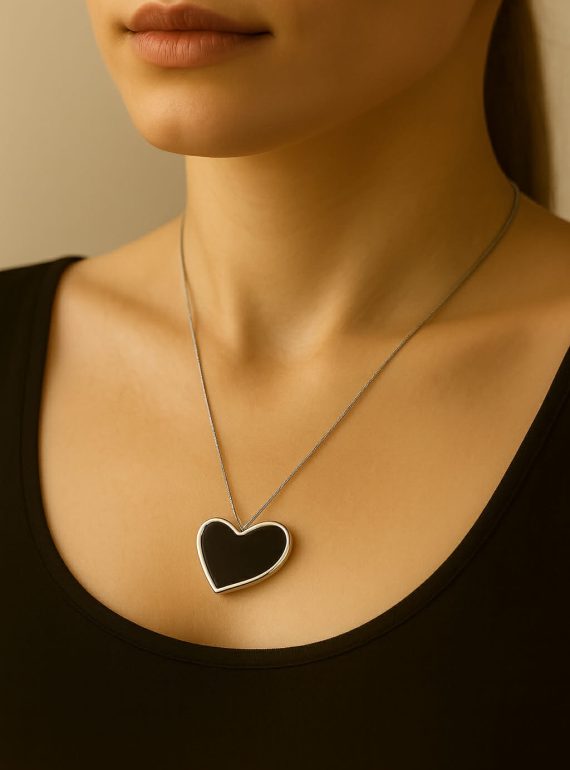 ✨ UShine.gr: Ατσάλινο κολιέ καρδιά σε μαύρη απόχρωση No 1239