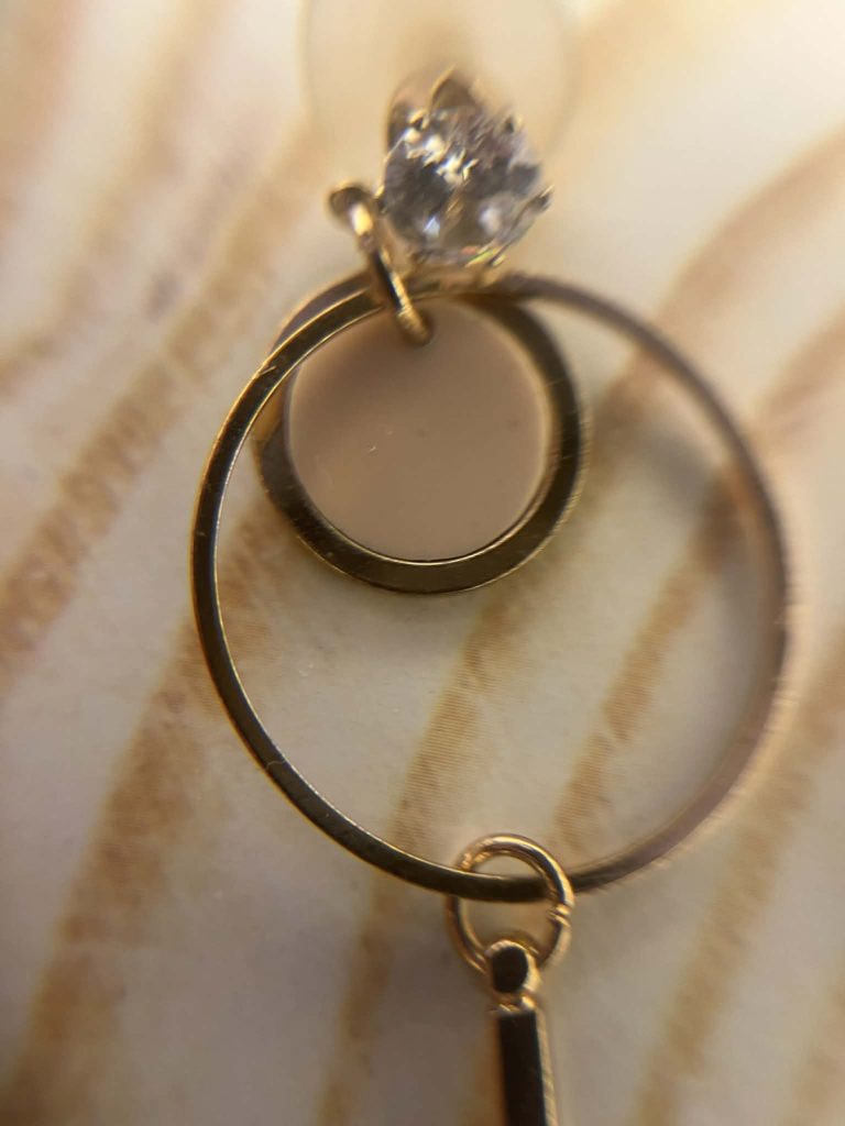 ✨ UShine.gr: Ατσάλινα σκουλαρίκια με nude κυκλικό μοτίβο και χρυσό γεωμετρικό design No 1240