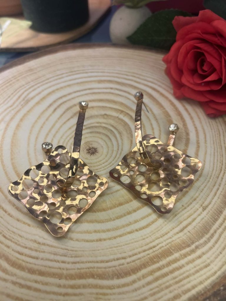 ✨ UShine.gr: Χειροποίητα σκουλαρίκια PinkGold με διάτρητο σφυρήλατο σχέδιο No 1241