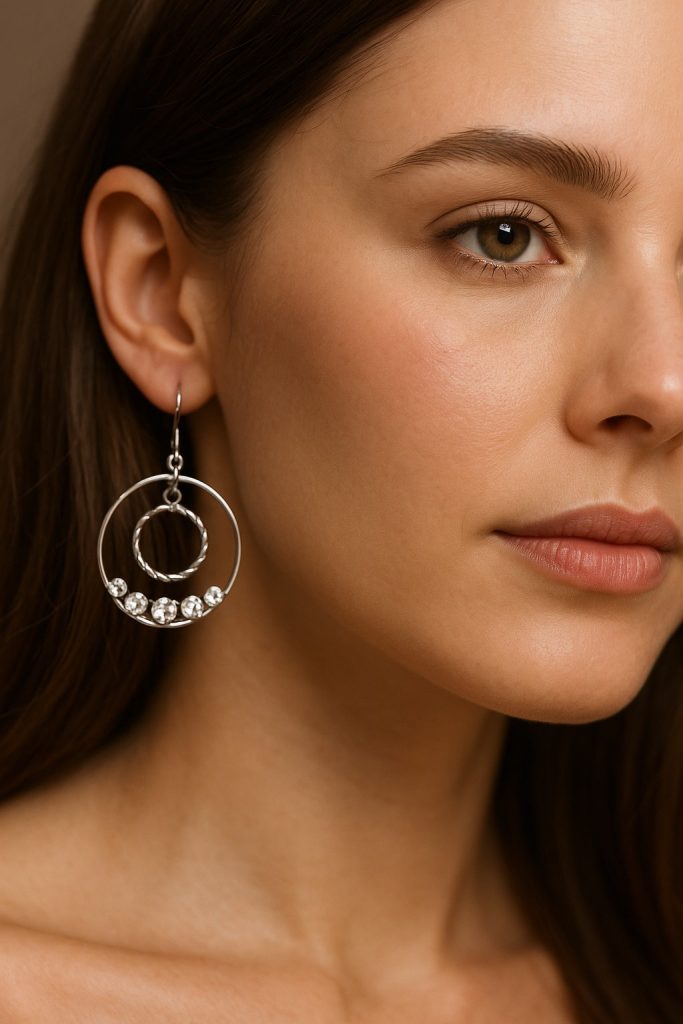 ✨ UShine.gr: Ατσάλινα σκουλαρίκια διπλού κύκλου με κρυστάλλινες λεπτομέρειες No 1245