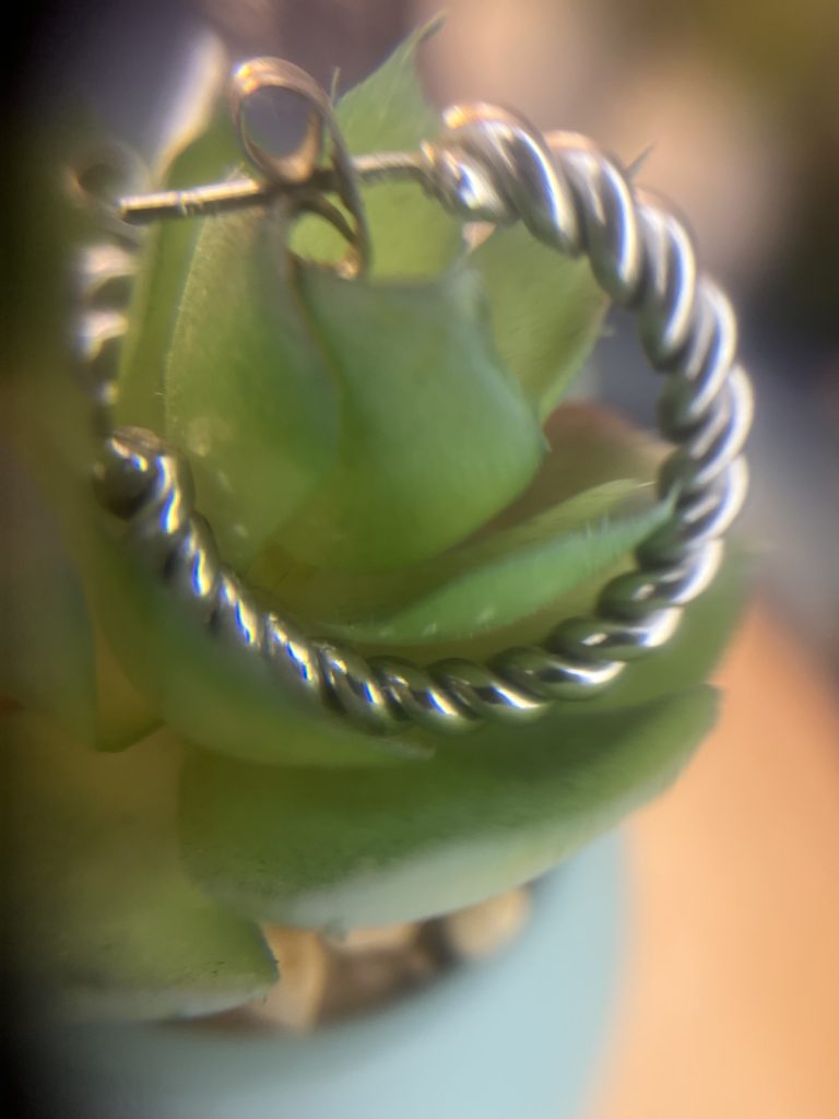 ✨ UShine.gr: Ατσάλινα στριφτά κρίκοι minimal σχεδίασης No 1246