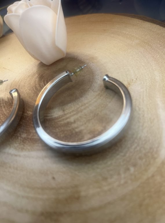 ✨ UShine.gr: Ατσάλινοι κλασικοί κρίκοι σε minimal γραμμή No 1251