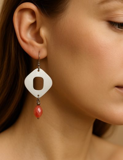 ✨ UShine.gr: Ατσάλινα γεωμετρικά σκουλαρίκια με κρεμαστή πορτοκαλί πέτρα No 1253