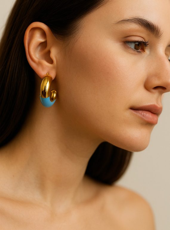 ✨ UShine.gr: Ατσάλινα χρυσά σκουλαρίκια με γαλάζια enamel λεπτομέρεια No 1254