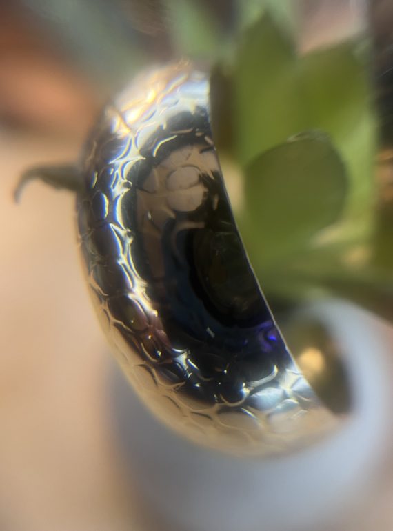 ✨ UShine.gr: Ατσάλινα χρυσά σκουλαρίκια με hammered υφή No 1255