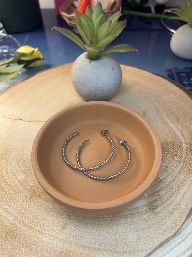 ✨ UShine.gr: Ατσάλινοι beaded κρίκοι σε minimal chic γραμμή No 1256