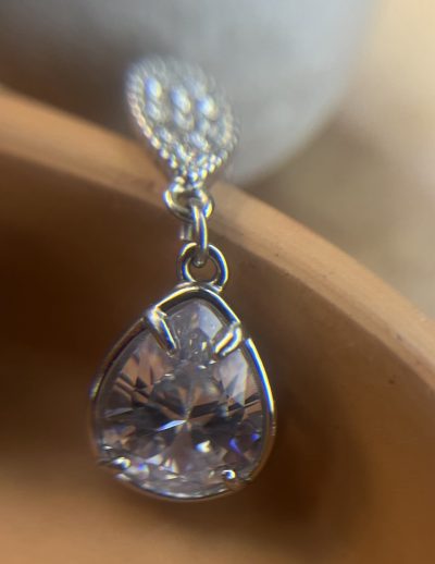 ✨ UShine.gr: Ατσάλινα σκουλαρίκια με δάκρυ κρυστάλλου & στρας No 1260