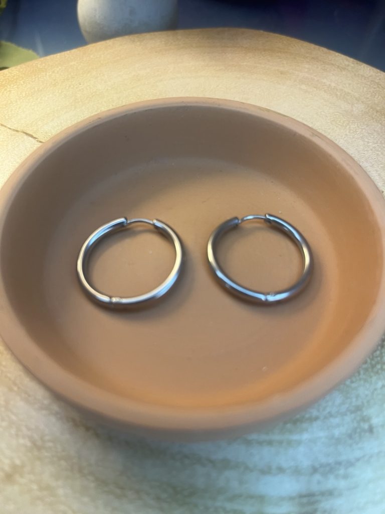 ✨ UShine.gr: Ατσάλινοι μικροί κρίκοι με minimal σχεδιασμό No 1262