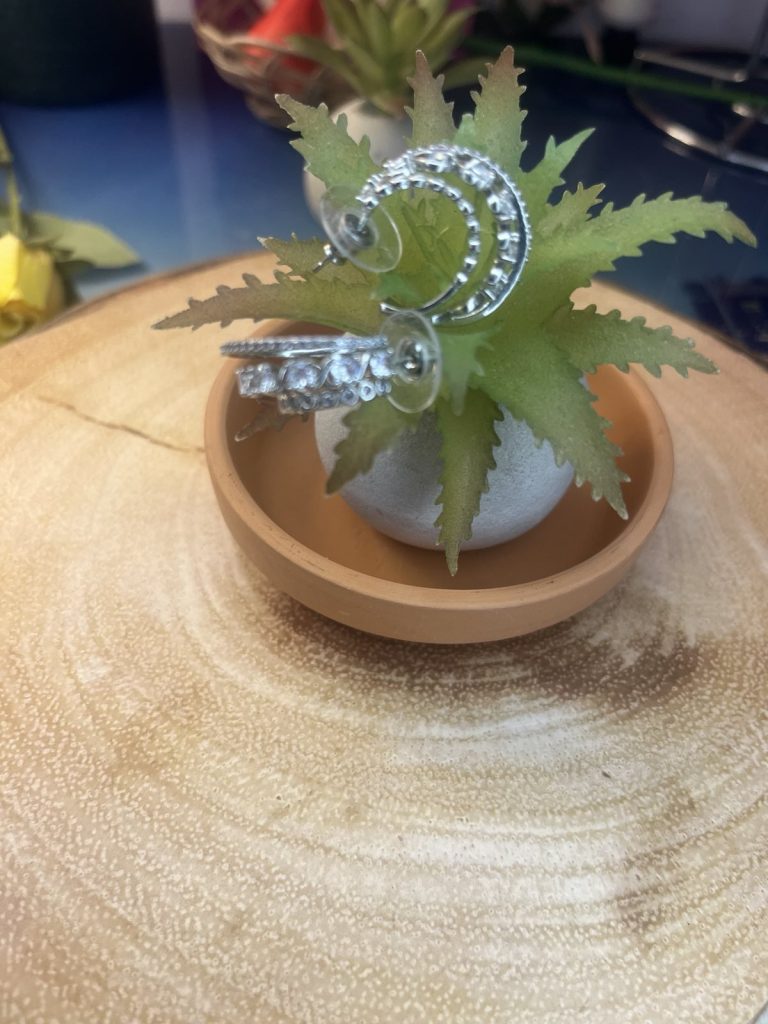 ✨ UShine.gr: Ατσάλινα σκουλαρίκια κρίκοι με τριπλή σειρά λαμπερών zircon No 1263