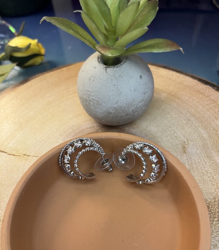 ✨ UShine.gr: Ατσάλινα σκουλαρίκια κρίκοι με τριπλή σειρά λαμπερών zircon No 1263