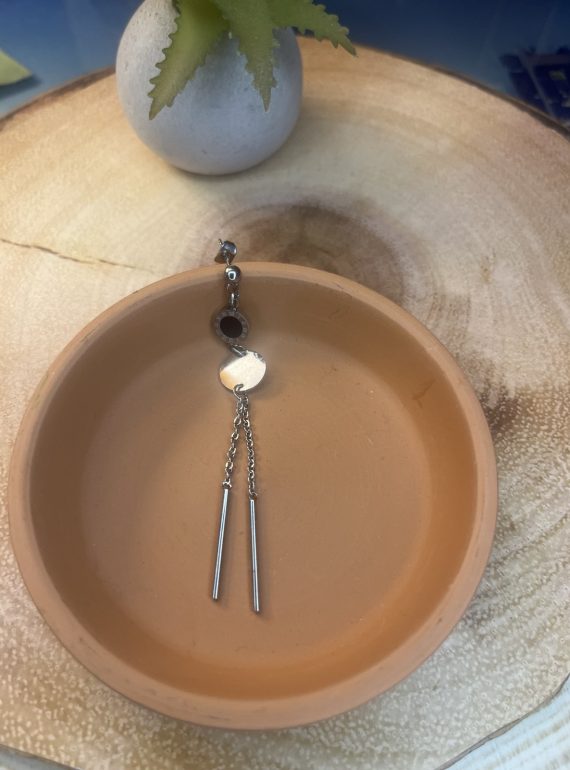 ✨ UShine.gr: Ατσάλινα μακριά σκουλαρίκια με μαύρη λεπτομέρεια & κρεμαστές αλυσίδες No 1264