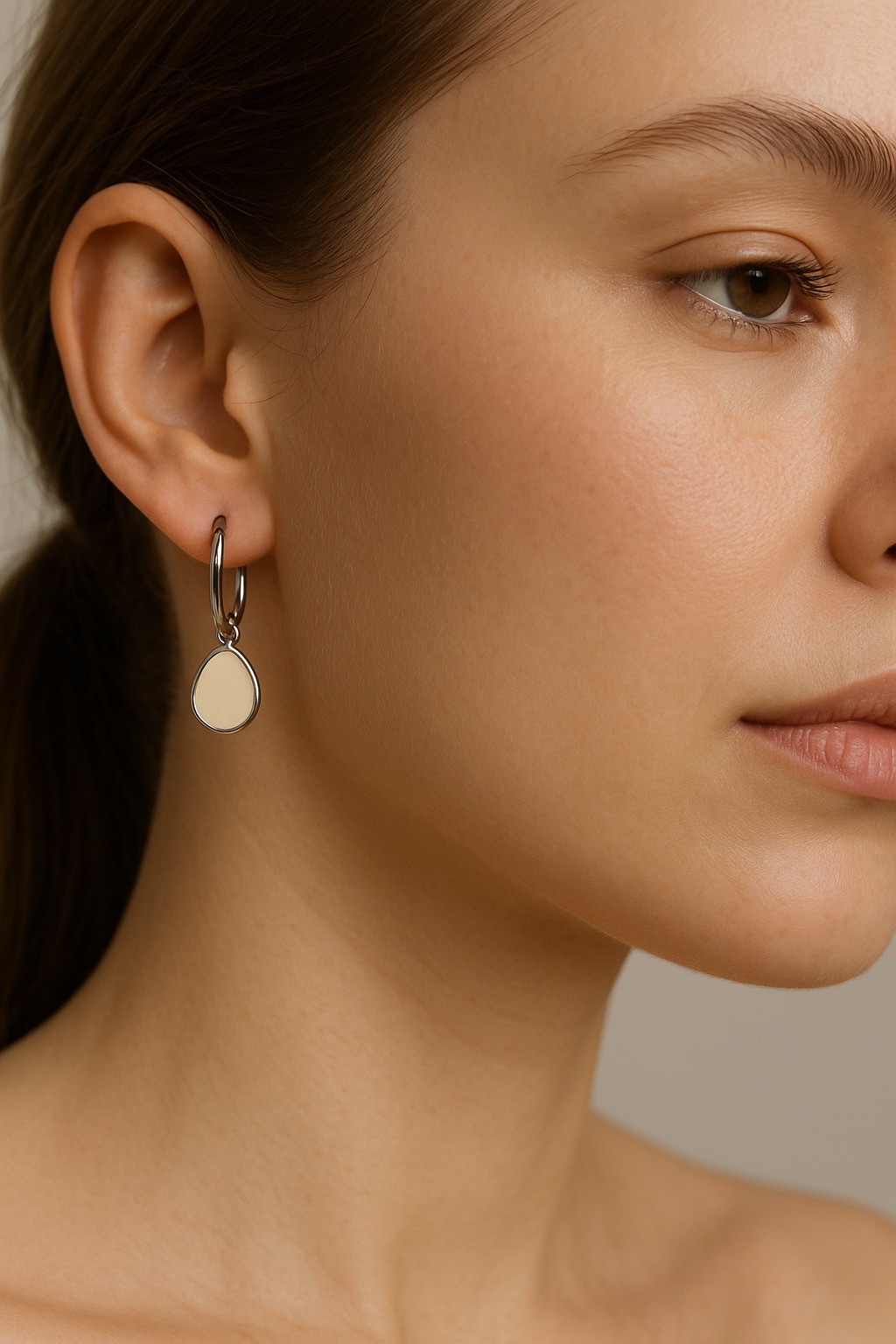 ✨ UShine.gr: Ατσάλινοι κρίκοι με μίνιμαλ λευκή σταγόνα No 1268