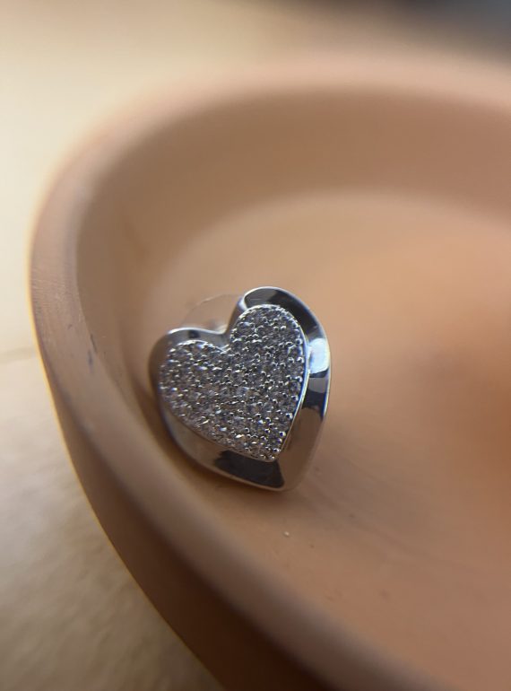 ✨ UShine.gr: Ασημένια καρδιά με pavé λάμψη No 1273