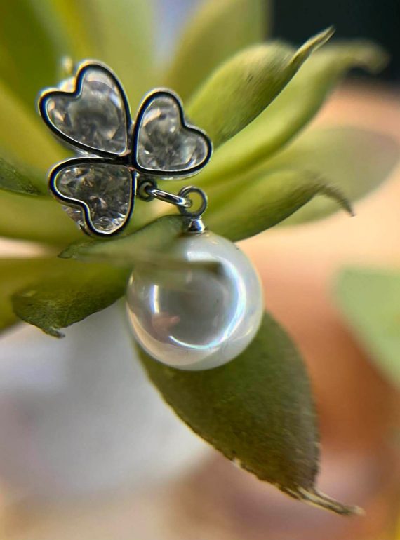 ✨ UShine.gr: Ασημένια σκουλαρίκια με μαργαριτάρι & τριφύλλι καρδιά No 1281