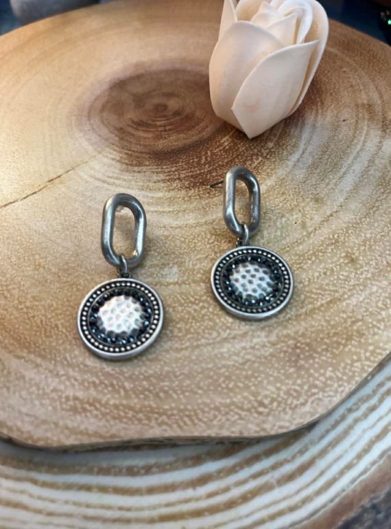 ✨ UShine.gr: Χειροποίητα vintage ασημί σκουλαρίκια με σφυρήλατη λεπτομέρεια No 1282