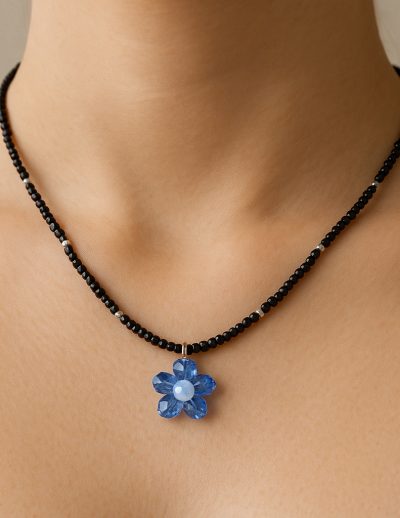 ✨ UShine.gr: Χειροποίητο κολιέ με μπλε λουλούδι No 1285