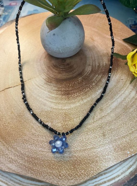 ✨ UShine.gr: Χειροποίητο κολιέ με μπλε λουλούδι No 1285